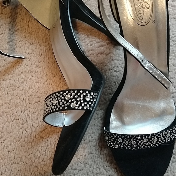 Shoes - Picture 3 of 3